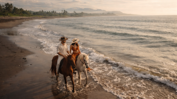 padang galak horse riding